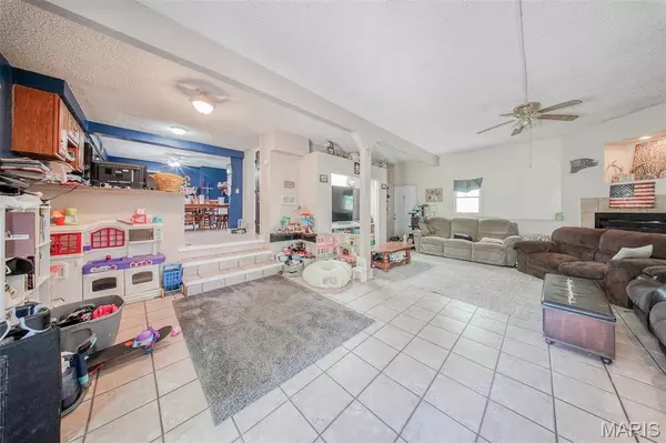Rolla, MO 65401,110 S Oak ST
