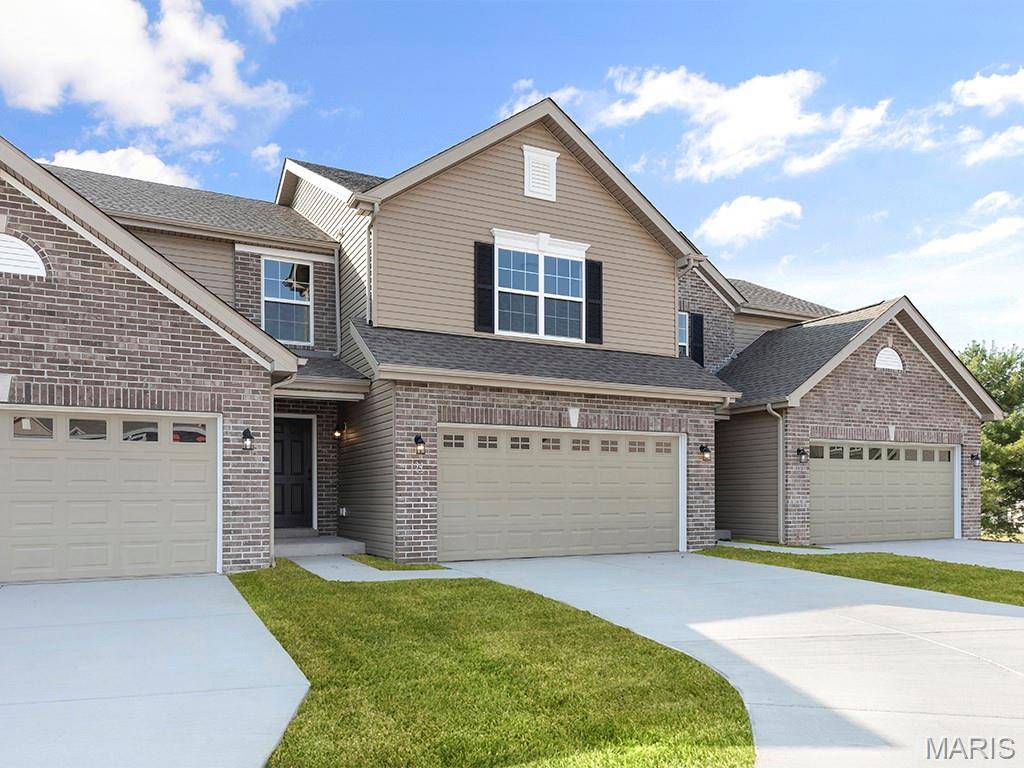 22 Fairmount Grove DR, St Peters, MO 63376