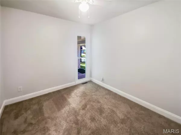 Maryland Heights, MO 63043,2234 Arborview DR