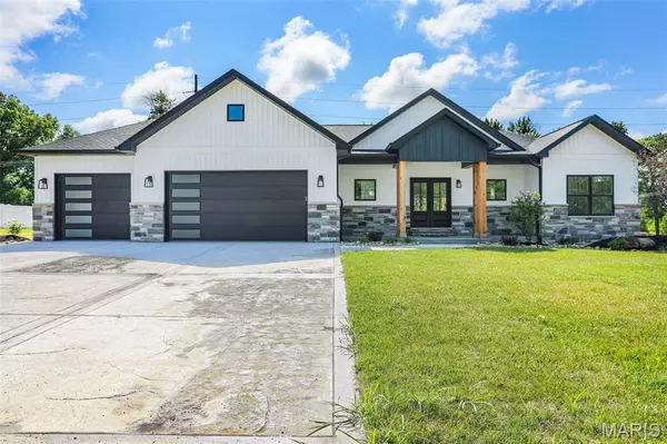 Edwardsville, IL 62025,606 Westview DR