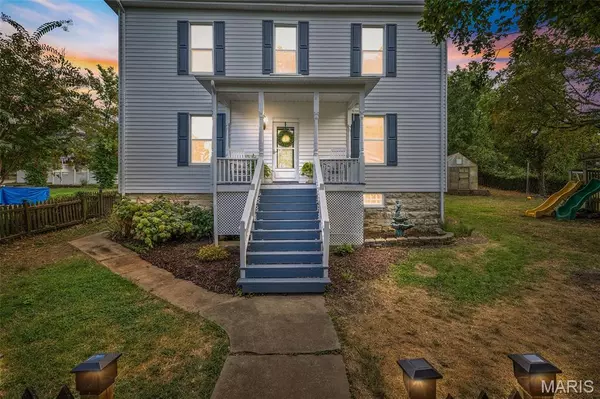 609 W Clement ST, De Soto, MO 63020