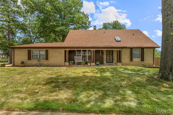 2830 Springridge DR, Unincorporated, MO 63129