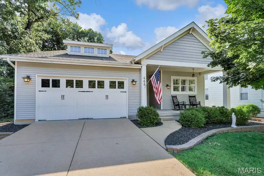 468 N Clay AVE, Kirkwood, MO 63122