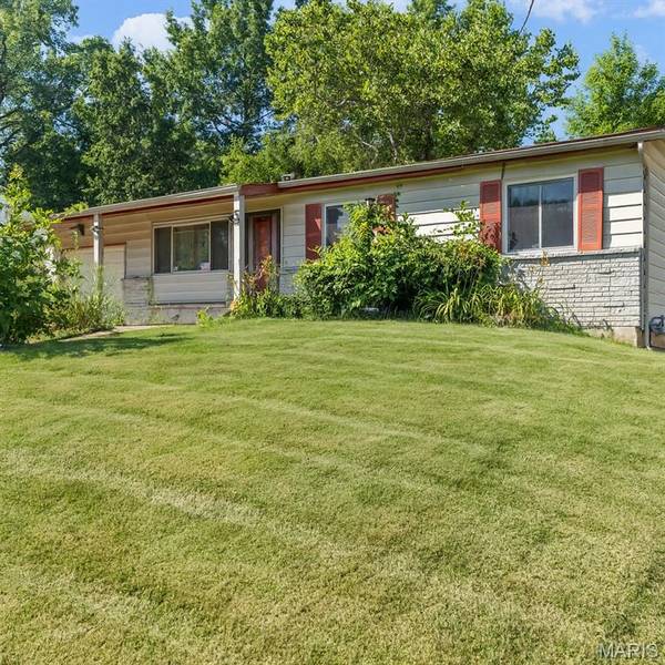 5311 Grove AVE,  Ferguson,  MO 63135