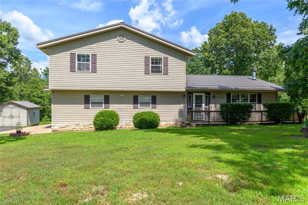 13974 Cherry DR, Plato, MO 65552