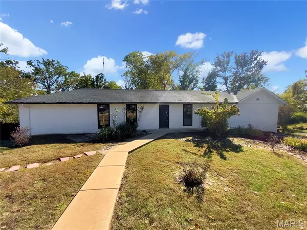 7546 Becker RD, St Louis, MO 63129