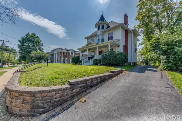 St Louis, MO 63143,2825 Laclede Station RD