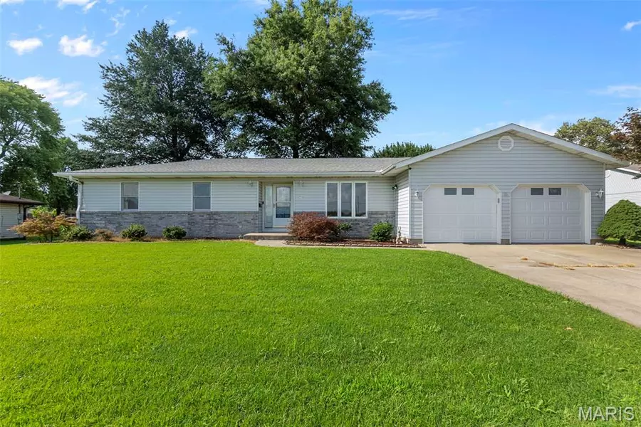 406 State Highway W, Oran, MO 63771