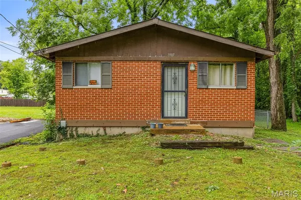 Imperial, MO 63052,3907 Valley DR