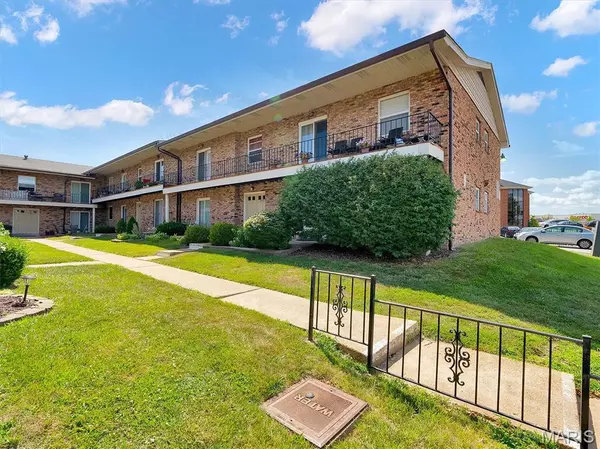 6910 Colonial Woods DR #95, St Louis, MO 63129