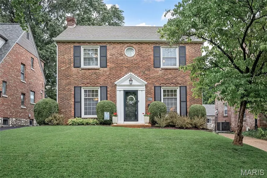 7805 Cornell AVE, University City, MO 63130