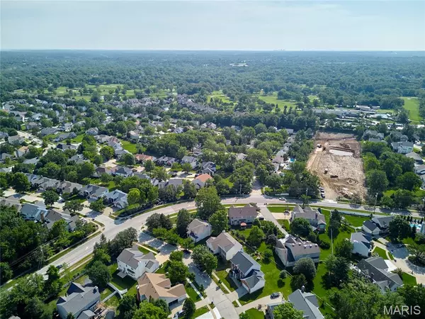 Chesterfield, MO 63017,2316 The Courts DR