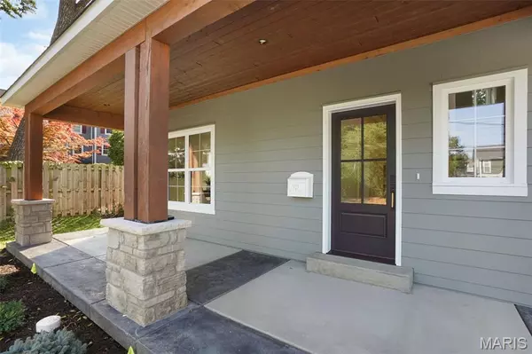 Kirkwood, MO 63122,921 N Clay AVE