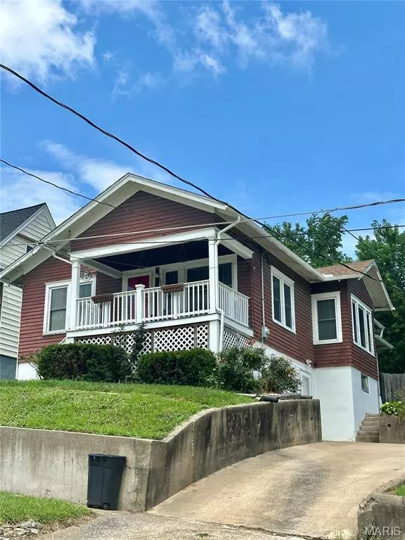 Hannibal, MO 63401,806 Pleasant ST