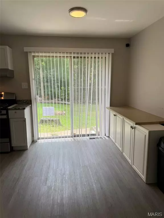 Unincorporated, MO 63376,13 White Oak DR