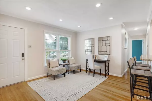 MO 63126,605 Sessions AVE