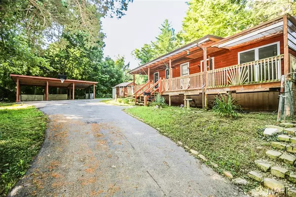 8502 State Road Ee RD, Dittmer, MO 63023