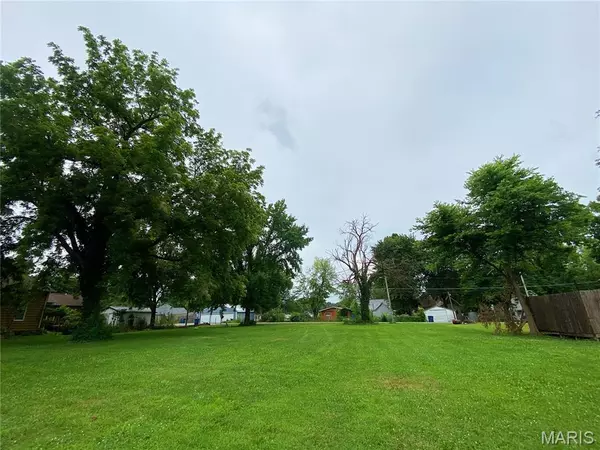 Percy, IL 62272,311 E Pine ST