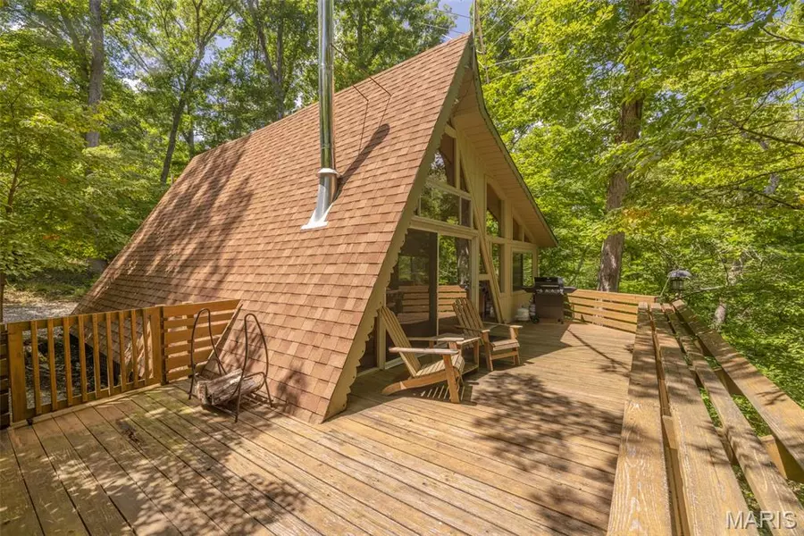 20 W Lucern Circle DR, Innsbrook, MO 63390