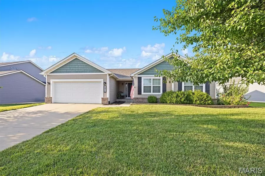 1416 Keck Ridge DR, O'fallon, IL 62269