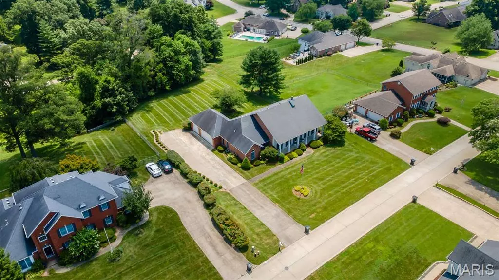 2210 Lakewood DR, Cape Girardeau, MO 63701