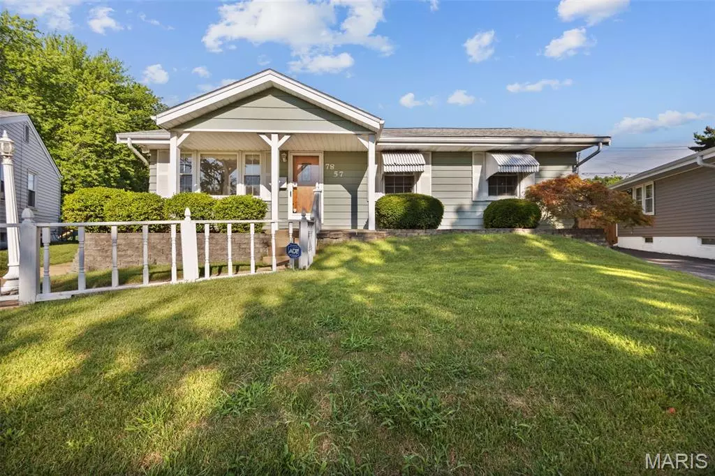 St Louis, MO 63123,7857 Adkins AVE