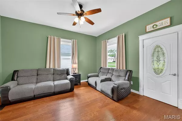 Elsberry, MO 63343,410 N 4th ST