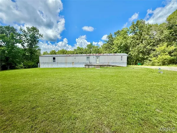 Mineral Point, MO 63660,10470 railroad rd