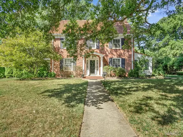 919 E Monroe ST, Belleville, IL 62220