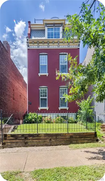 3011 Lemp AVE, St Louis, MO 63118