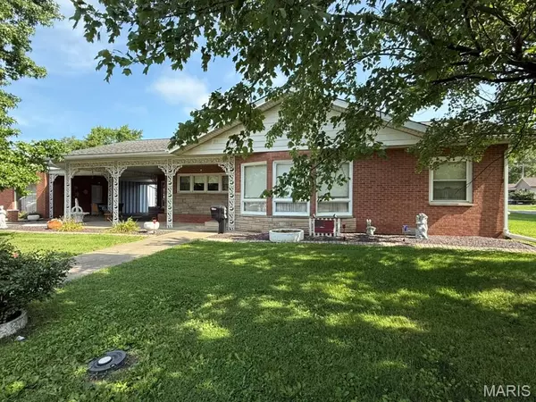 Gillespie, IL 62033,908 Abba ST