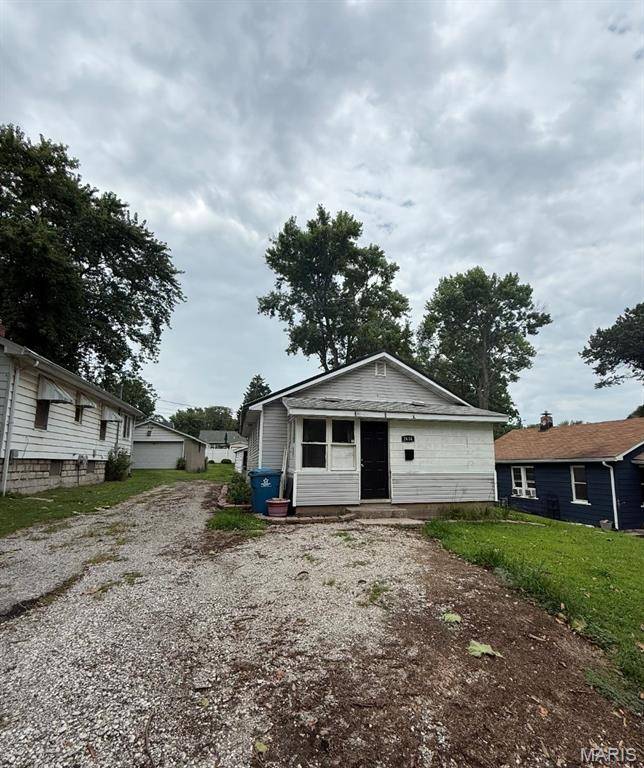 2614 Denny AVE, Alton, IL 62002