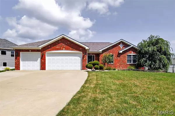 10415 Village DR E, Foristell, MO 63348