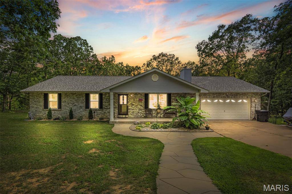 953 Calvey Church RD, Robertsville, MO 63072