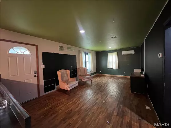 Bowling Green, MO 63334,108 Hillcrest DR