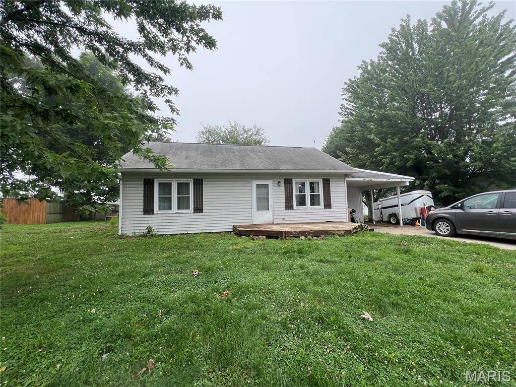 108 Hillcrest DR, Bowling Green, MO 63334