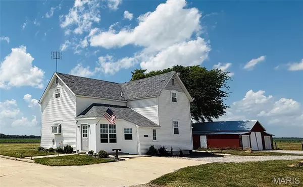 5599 County Highway 21, Nashville, IL 62263