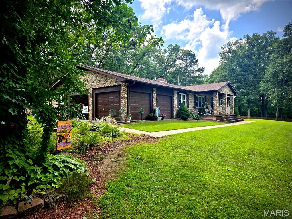 16924 Highway B, Houston, MO 65483