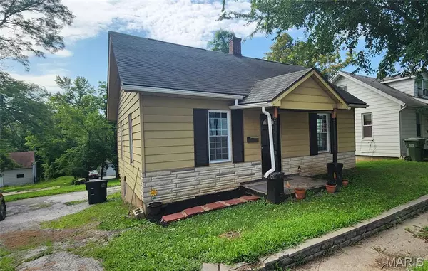 Chester, IL 62233,1510 State ST