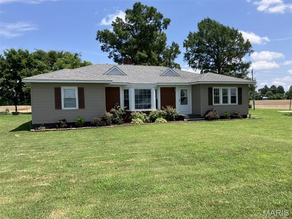 Charleston, MO 63834,1170 State Highway 77