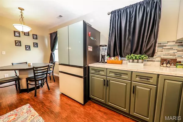 Godfrey, IL 62035,4617 Mary AVE