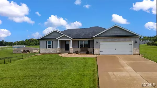 228 Bookers RDG, Jackson, MO 63755