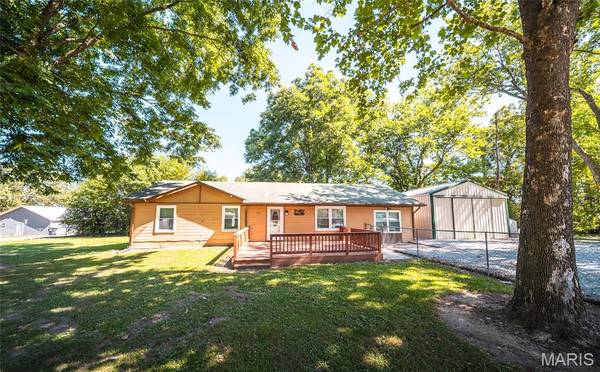 233 Kirkman ST, Licking, MO 65542