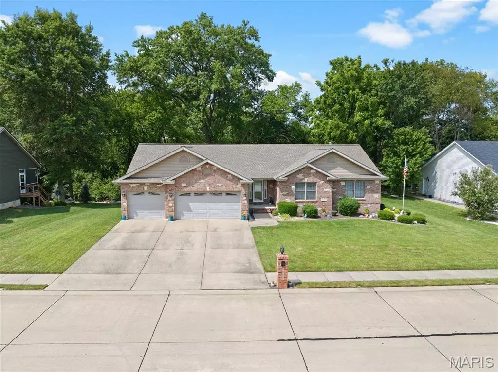 St Jacob, IL 62281,8817 Wendell Creek DR