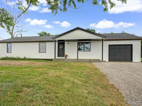 3342 KK RD, Waterloo, IL 62298