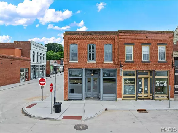 101 N 1st ST, Clarksville, MO 63336