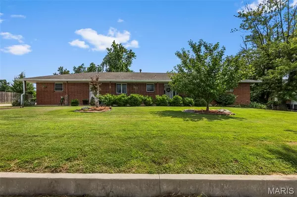 1325 E Jackson BLVD, Jackson, MO 63755