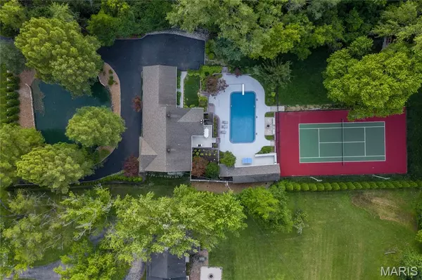 12759 Ladue RD, St Louis, MO 63141