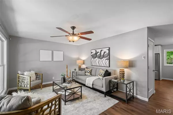 St Louis, MO 63125,1227 Coronation DR