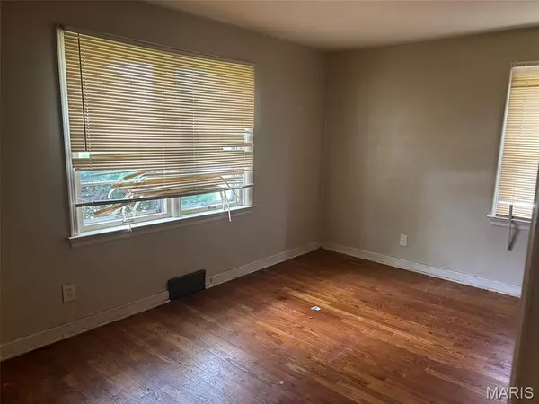 Bellefontaine Nghbrs, MO 63137,1254 Waldorf DR